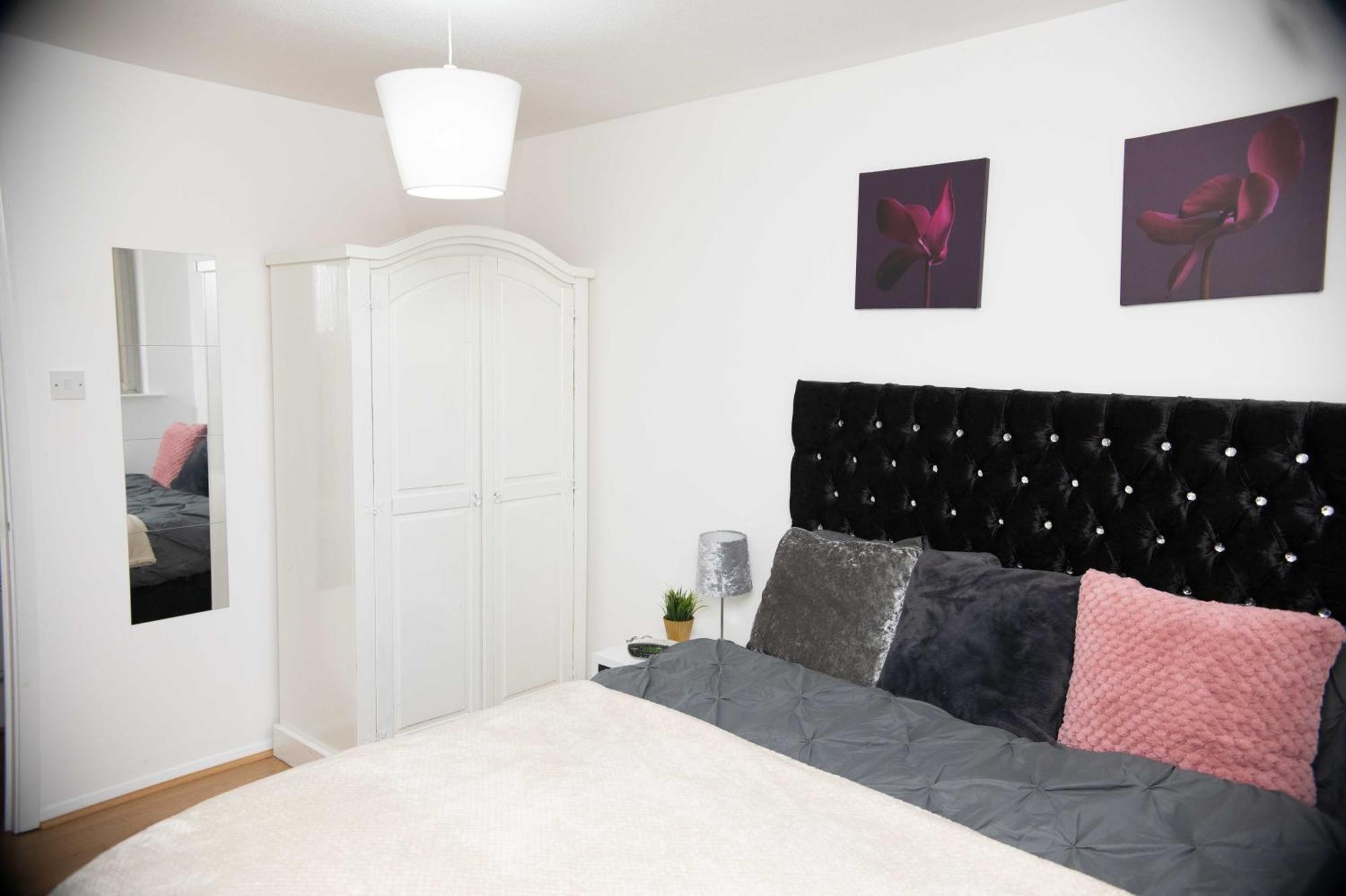 Emerald Apartments A Star Proximity Londen Buitenkant foto